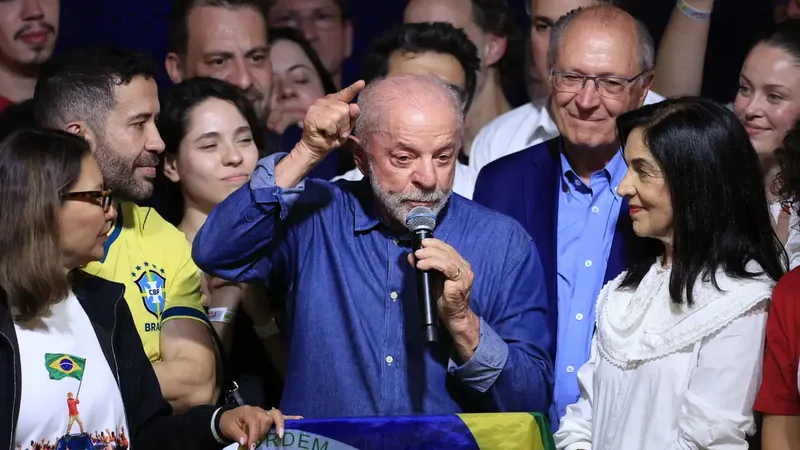 São Paulo (SP), 25/10/2026 - Presidente Luiz Inácio Lula da Silva discursa após vitória nas eleições 2026, no hotel Intercontinental