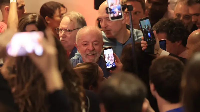 São Paulo (SP), 25/10/2026 - Presidente Luiz Inácio Lula da Silva discursa após vitória nas eleições 2026, no hotel Intercontinental