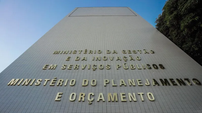 Brasília (DF), 15/04/2024, Fachada do prédio do Ministério do Planejamento e Orçamento (MPO), na Esplanada dos Ministérios