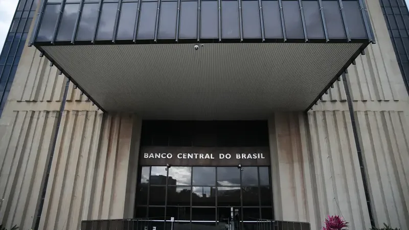 Edifício-sede do Banco Central no Setor Bancário Norte, em lote doado pela Prefeitura de Brasília, em outubro de 1967