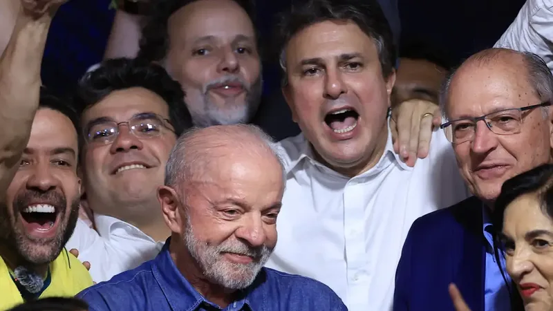 São Paulo (SP), 25/10/2026 - Presidente Luiz Inácio Lula da Silva discursa após vitória nas eleições 2026, no hotel Intercontinental