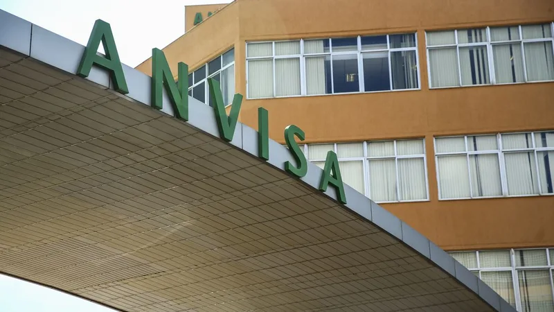 Fachada do edifício sede da Agência Nacional de Vigilância Sanitária (Anvisa)
