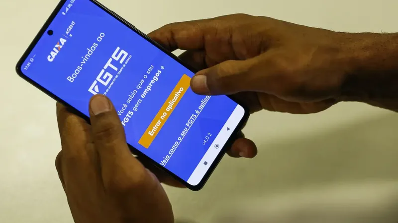 Brasília (DF) 08/08/2024 – FGTS distribuirá R$ 15,2 bi a trabalhadores; veja como será o cálculo
Valor foi aprovado nesta quinta (8) pelo Conselho Curador do fundo