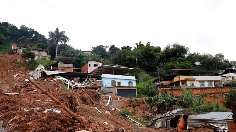 Juiz de Fora (MG), 19/03/2026 - Bairro Três Moinhos, um dos mais afetados pelas fortes chuvas. Um mês depois dos deslizamentos e alagamentos que causaram a morte de mais de 70 pessoas em Juiz de Fora, além de deixar…