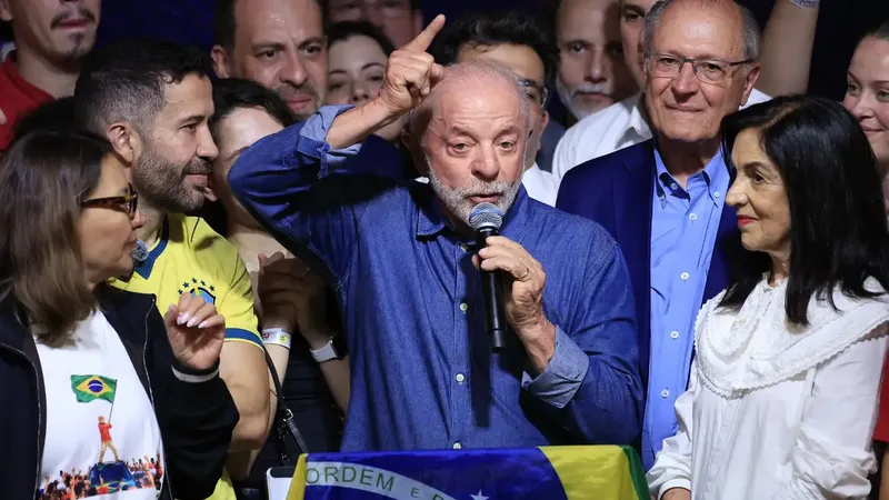 São Paulo (SP), 25/10/2026 - Presidente Luiz Inácio Lula da Silva discursa após vitória nas eleições 2026, no hotel Intercontinental