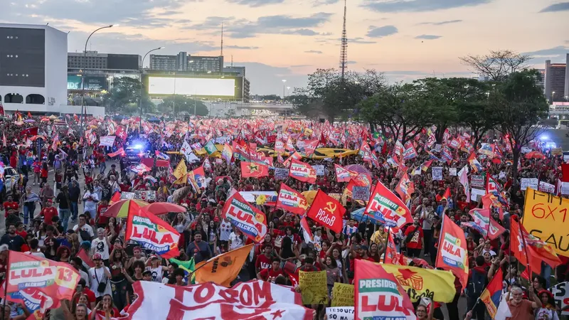 Brasília (DF), 13/10/2026 – Ato em apoio à candidatura de reeleição, Luiz Inácio Lula da Silva à Presidência da República, no Museu da República, em Brasília