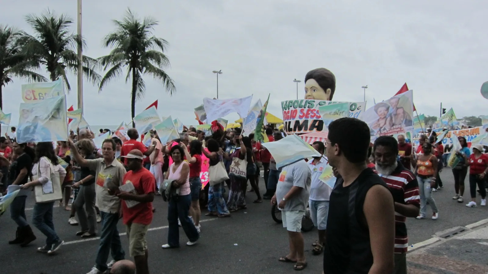 Manifestação de apoiadores em campanha eleitoral