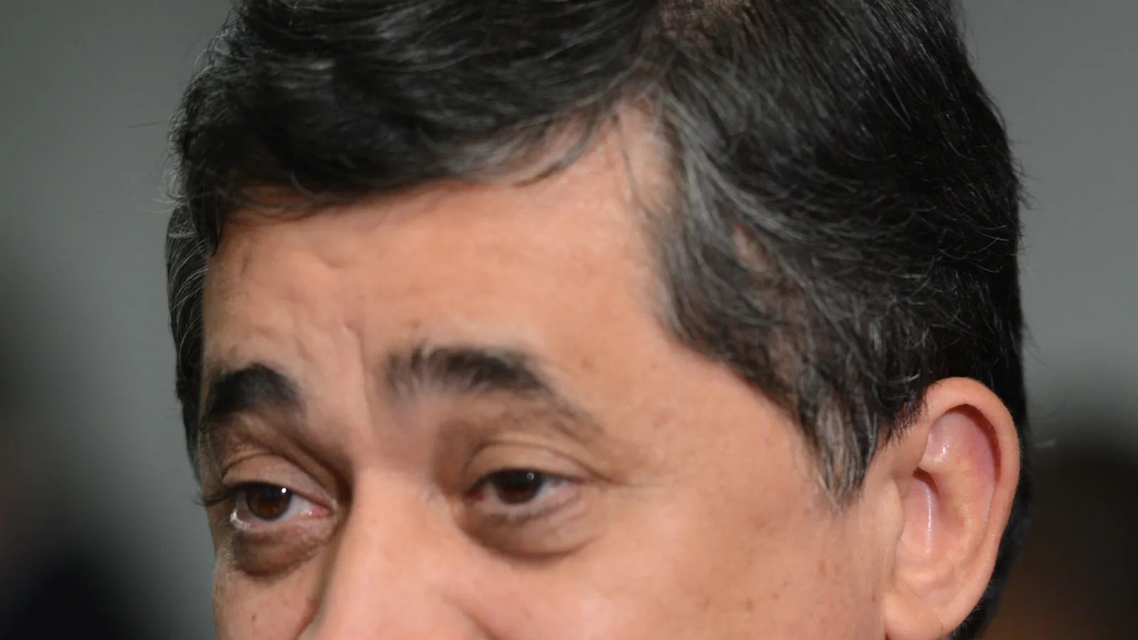 Retrato de José Guimarães