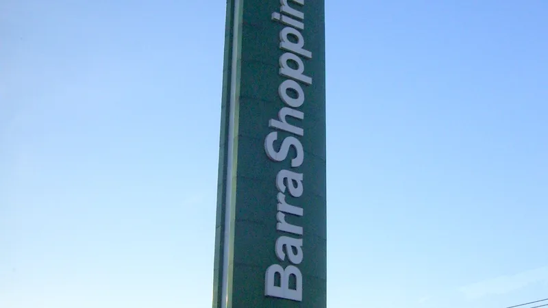 Fachada do BarraShopping, shopping center no Rio de Janeiro