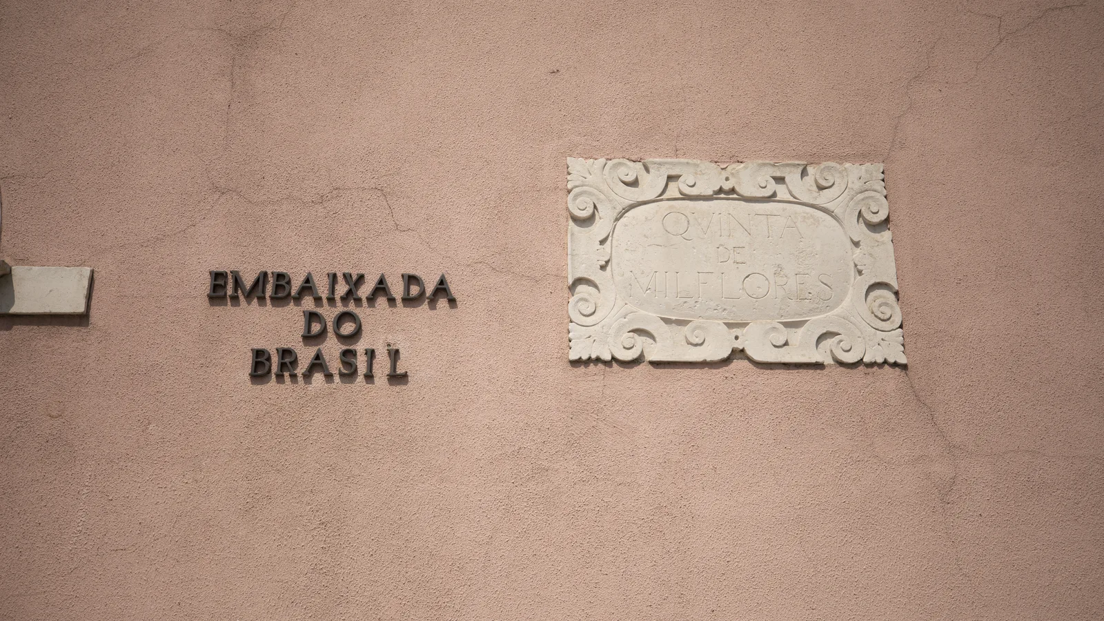 Fachada da Embaixada do Brasil em Lisboa