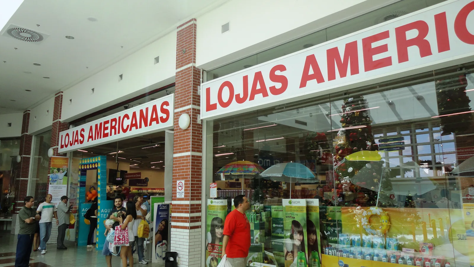 Fachada de loja da Americanas