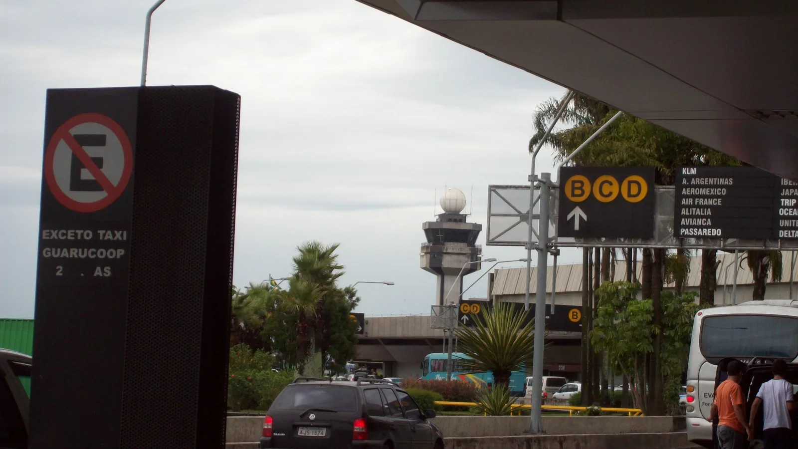 Terminal de embarque de um aeroporto