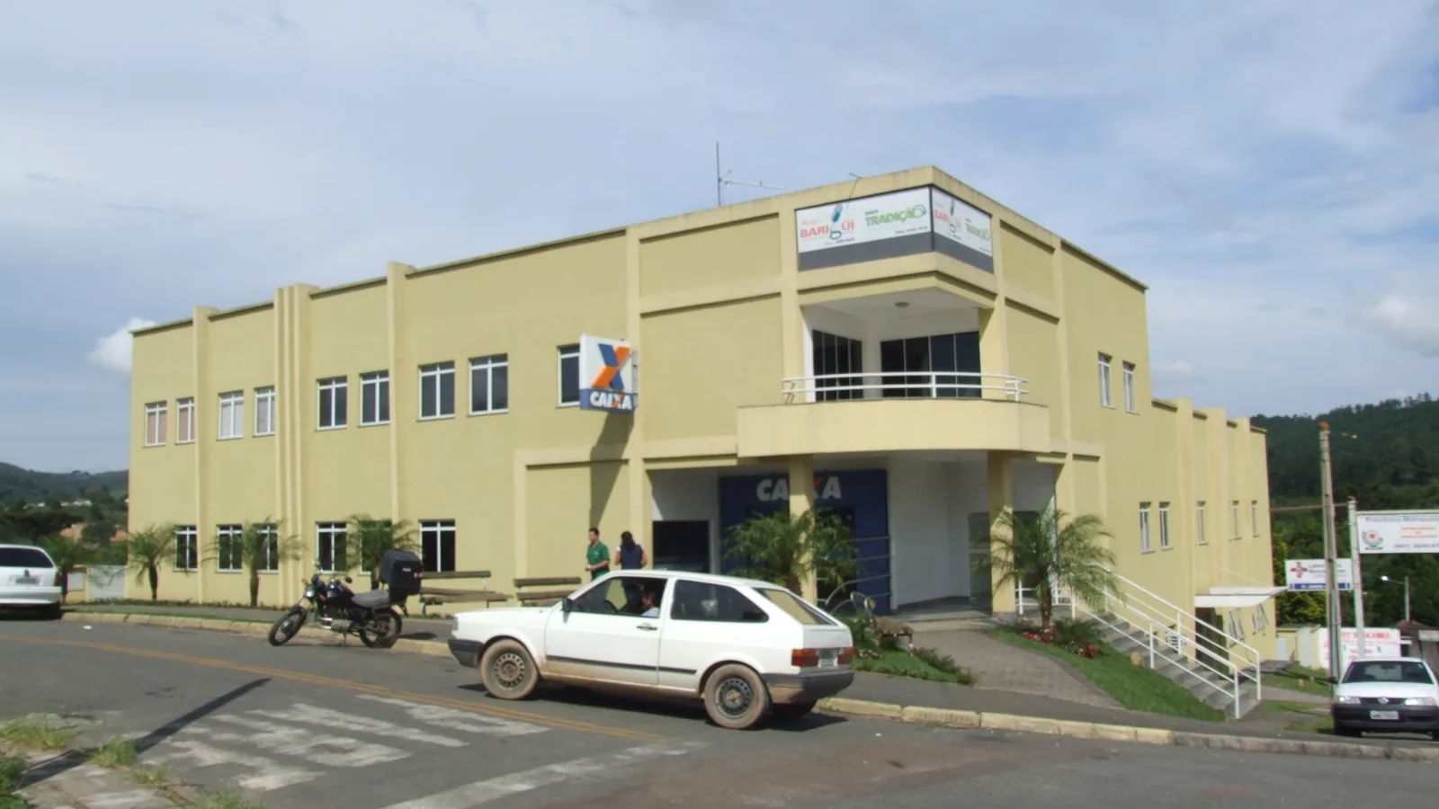 Fachada de agência da Caixa Econômica Federal